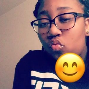 Meet your Posher, Khayla